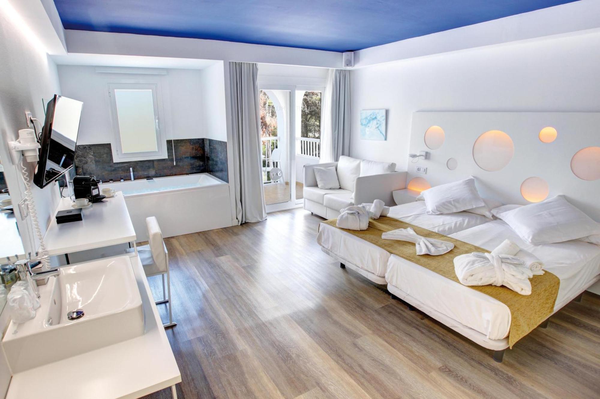 R2 Bahia Cala Ratjada - Adults Only Hotel Bagian luar foto
