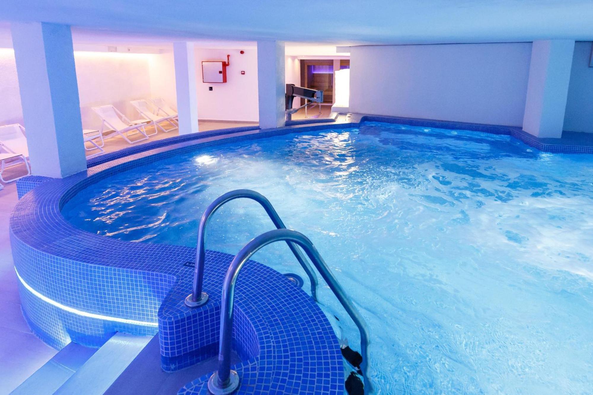 R2 Bahia Cala Ratjada - Adults Only Hotel Bagian luar foto