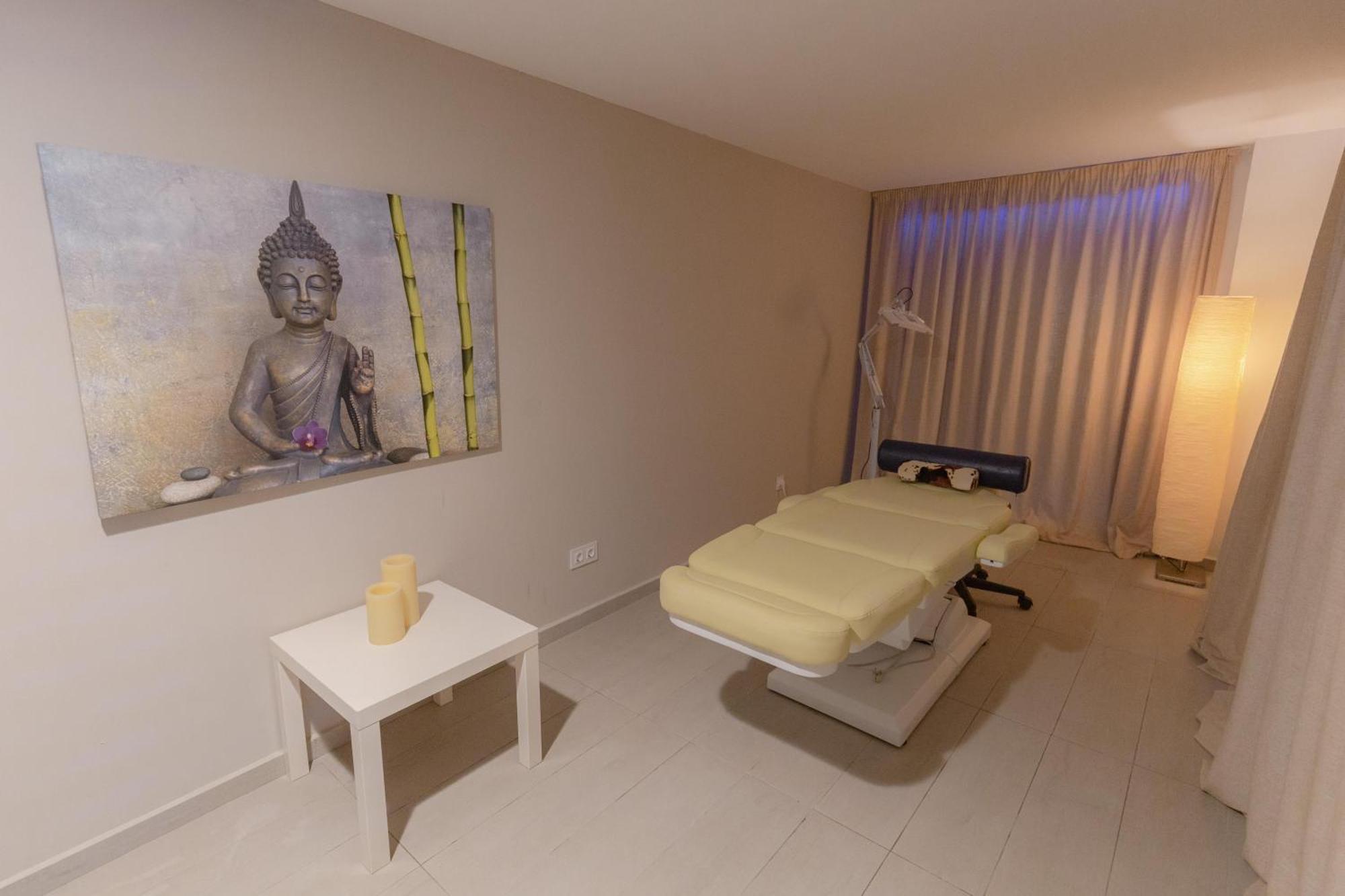 R2 Bahia Cala Ratjada - Adults Only Hotel Bagian luar foto