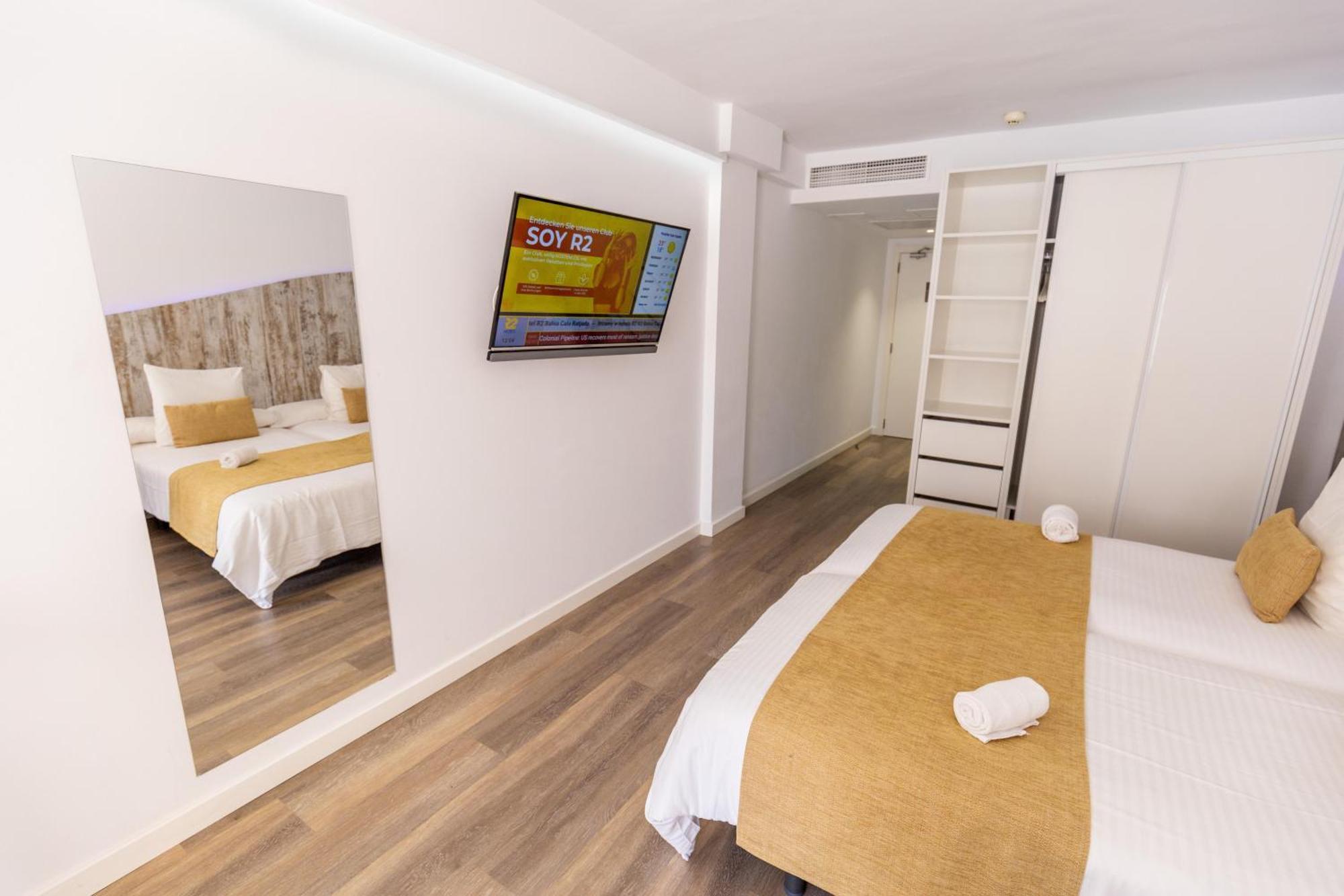 R2 Bahia Cala Ratjada - Adults Only Hotel Bagian luar foto