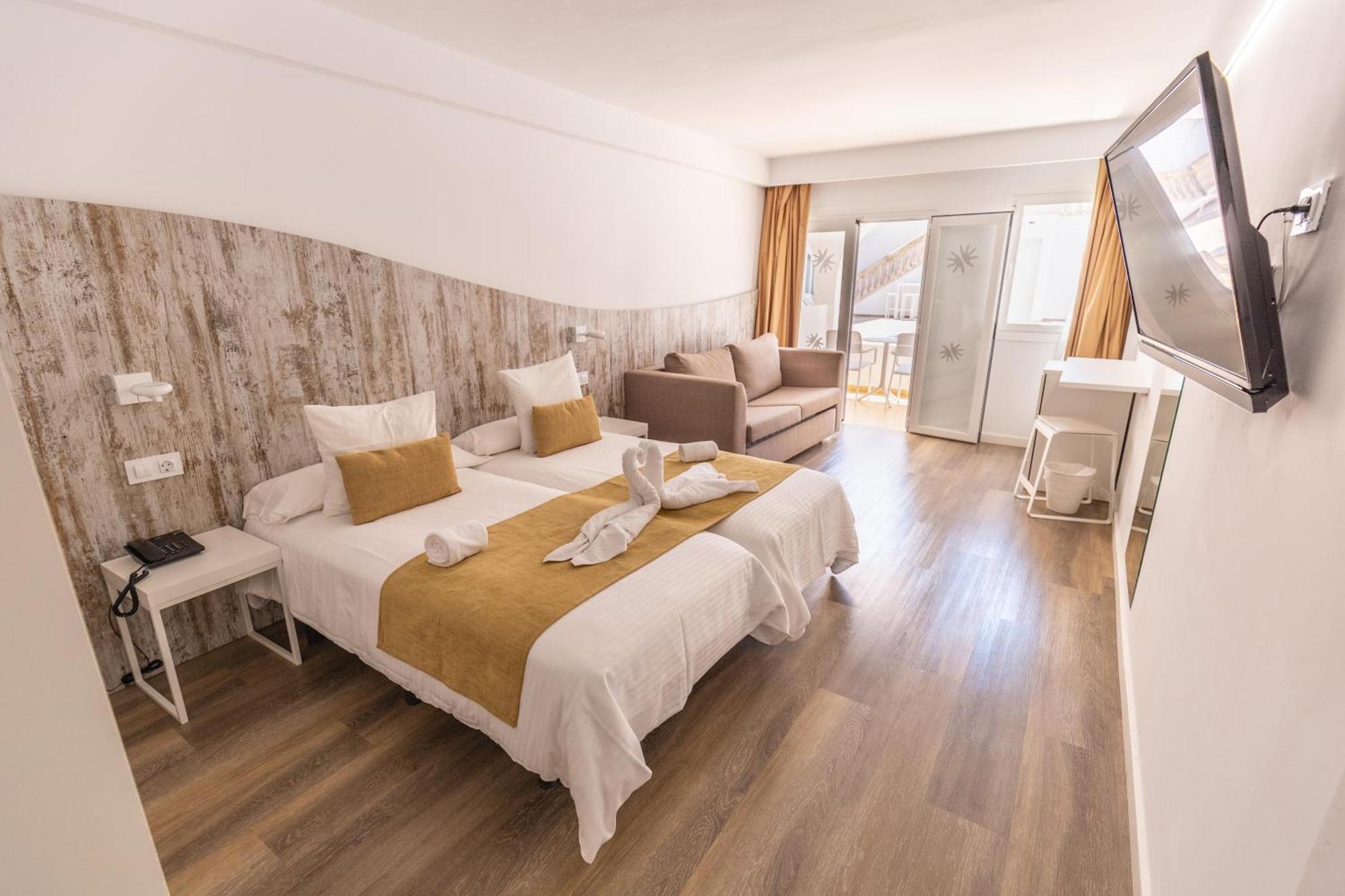 R2 Bahia Cala Ratjada - Adults Only Hotel Bagian luar foto